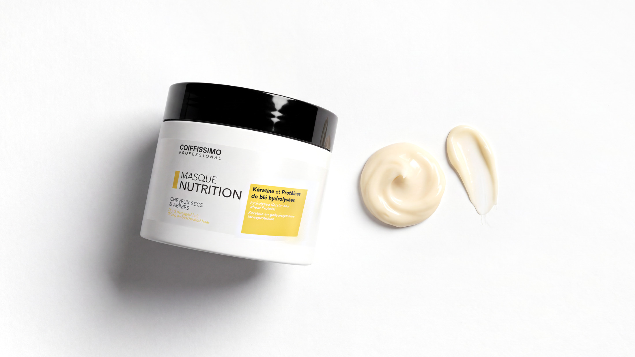 Masque nutrition et sa texture crème, vue de dessus