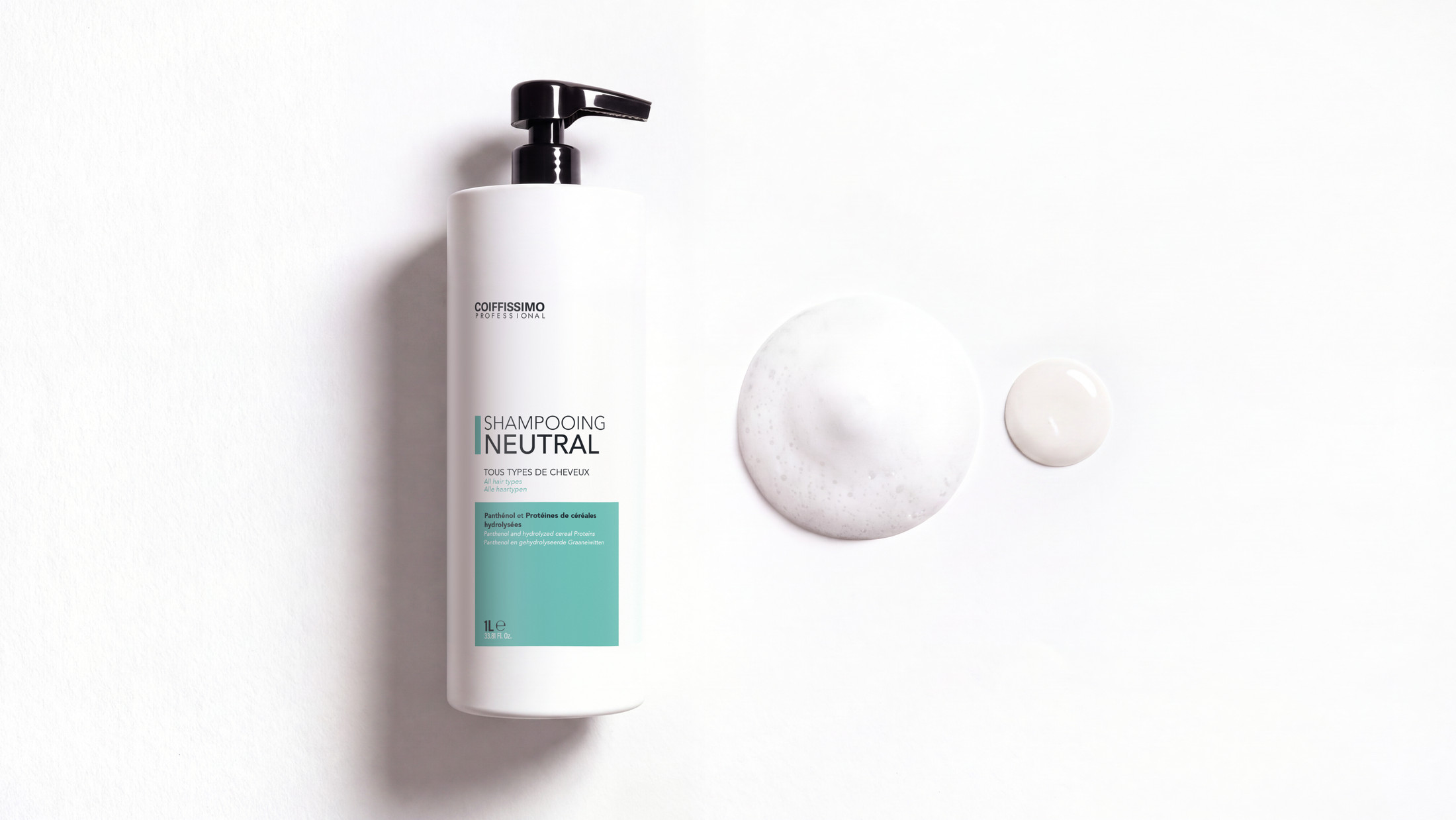 Shampooing usage fréquent et sa mousse, vue de dessus