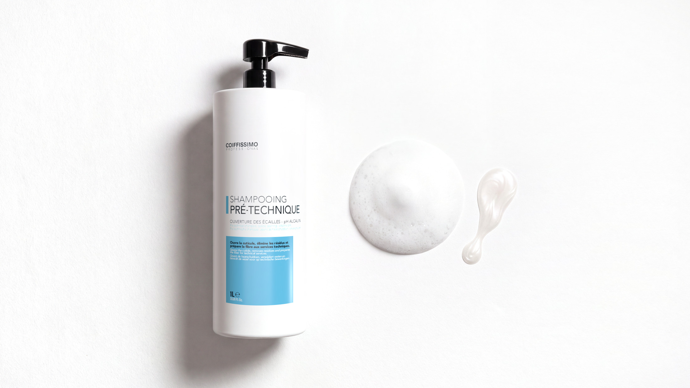 Shampooing pré-technique et mousse, vue de dessus